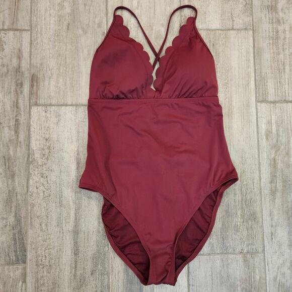 La Blanca Scalloped V-Neck One-Piece Swimsuit Women's Size 10 Maroon Lace-Up - Picture 3 of 13